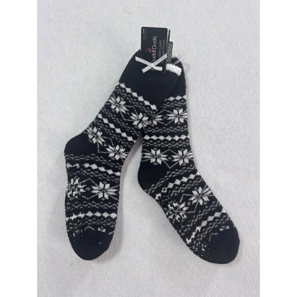 Cuddl Duds Women Black White Fair Isle Snowflake Plush Double Layer Lounge Socks